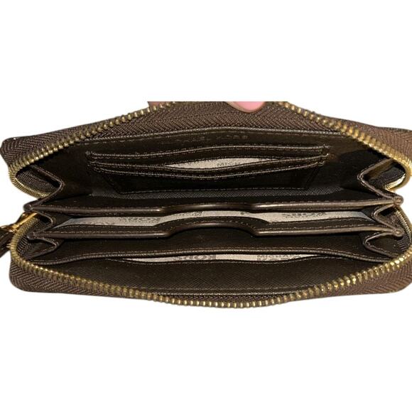 Michael Kors Jet Set Travel Continental Logo Zip Around Wristlet Wallet - Picture 7 of 8